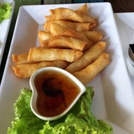 เส้นแก้วคาเฟ่