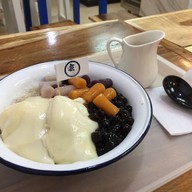 เมนูของร้าน YUN - Taiwanese Fusion Dessert Cafe Saintlouis 3