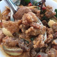 ลุงหนวดอาหารตามสั่งไม่ธรรมดา