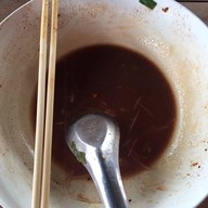 อาหารตามสั่ง ข้างสถานีรถไฟ กระสัง