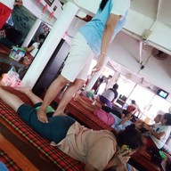 นวดแผนไทย วัดวรจรรยาวาส