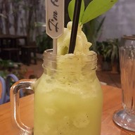 I'm fine Cafe ; Crepe cafe' & More ; Lakefront cafe'