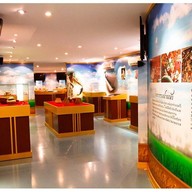 บรรยากาศ พิพิธภัณฑ์ตำนานเมืองอ่างทอง