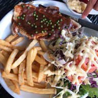 Montra House Bar & Restaurant