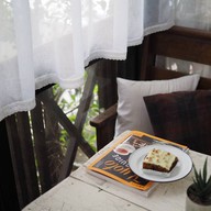 ชื่นใจ สุดสัปดาห์คาเฟ่ cheunjai weekend cafe