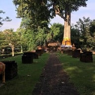 บรรยากาศ ศาลพระอิศวร