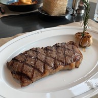 เมนูของร้าน The Loft Waldorf Astoria Bangkok