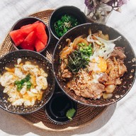 กูด ปิ่นโต (good pinto)