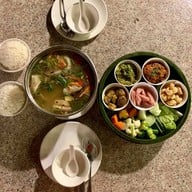 ร้านครัวสุโขทัย แม่สาย