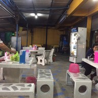 ชุนฮั้ว บะหมี่เกี๊ยวหมูแดง สามแยกปักธงชัย
