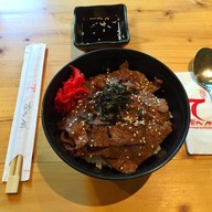 TERU AKI Aree Garden