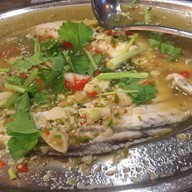 เมนูของร้าน เพลินทะเล ซีฟู้ด ลาดปลาเค้า