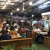 สวนอาหารไก่ย่างนิภาภรณ์ นครสวรรค์