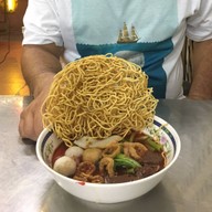 เมนูของร้าน มนัสนันท์(ลือชา)ก๋วยเตี๋ยวลูกชิ้นปลา ราชพฤกษ์