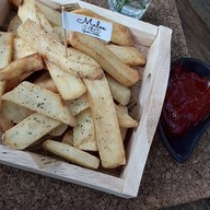 มาลี การ์เด้น บิสโทร เชียงใหม่