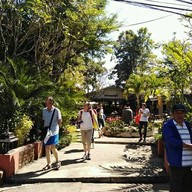 หน้าร้าน ครัวดอยฝรั่ง