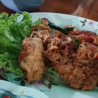 เมนูของร้าน ลูกน้ำโขง