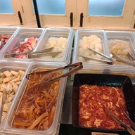 ชาบู แซ่บ ตลาดไลฟ์ลี่