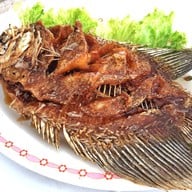 เมนูของร้าน แควใหญ่