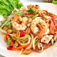 เมนูของร้าน แควใหญ่