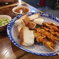 เมนูของร้าน ข้าวคลุกกะปิชาววัง ตลาดเดินเล่น