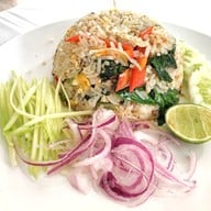 เมนูของร้าน แควใหญ่