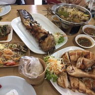 อีสาน เด้อ บางกอก