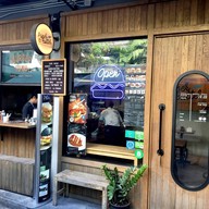 หน้าร้าน Paper Butter Stand A - One Ari