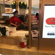 ChaTraMue Central World ชั้น1