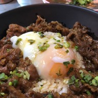 เมนูของร้าน เนื้อเรื่อง ปิ้ง ย่าง หม้อไฟ