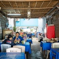 ก๋วยเตี๋ยวเป็ดตุ๋น-เป็ดพะโล้ยาจีน เจ้าเก่า 42 ปี รสเด็ด