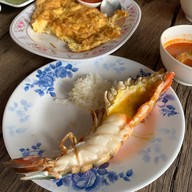 เมนูของร้าน บ้านไม้ริมน้ำ แปดริ้ว