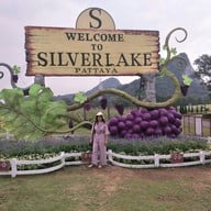 บรรยากาศ Silver Lake