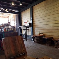 บรรยากาศ Ryn Coffee ปากเซ