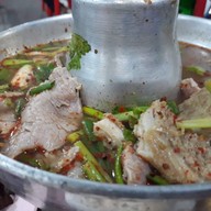 กุ๊กอีสาน