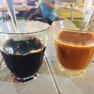 มา-หา-ที ตลาดวินเทจภูเก็ต(กะทู้ )
