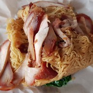 เมนูของร้าน บะหมี่เกี๊ยววิไล