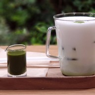 Innisfree green Cafe Myeongdong