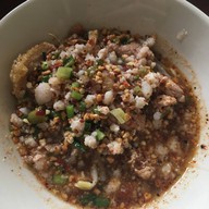 เมนูของร้าน หนิง ก๋วยเตี๋ยวเรือ