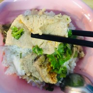 เกาเหลาเลือดหมู โจ๊กรสเด็ด เฮียตือ