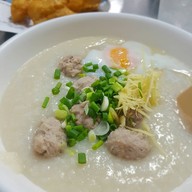 เกาเหลาเลือดหมู โจ๊กรสเด็ด เฮียตือ