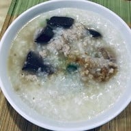 เจ้หยัดข้าวต้ม & ก๋วยจั๊บญวน