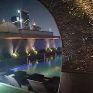 The Edge Bar Best Western Premier Sukhumvit Hotel