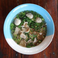 ก๋วยเตี๋ยวห้อยแข้งห้อยขา พืชสวนโลก