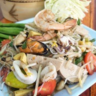 ส้มตำยามแลง