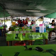 บรรยากาศ ลุงเอื้อนก๋วยเตี๋ยวเรือ