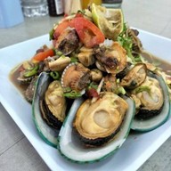 ส้มตำยามแลง