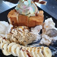 เมนูของร้าน Little Box