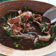 เมนูของร้าน ก๋วยเตี๋ยวเรือนายเอี่ยว