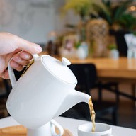 เมนูของร้าน On The Way Cafe (ไข่กะทะ,ข้าว,กาแฟ,เบเกอรี่)